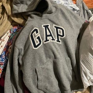 Hey! This is my first sell on Poshmark!!